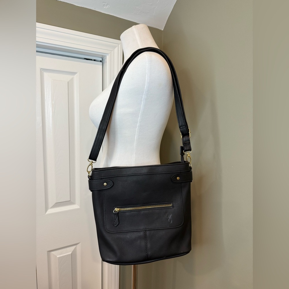 Browning Black Leather Concealed Carry Crossbody Bag with Gold Metal